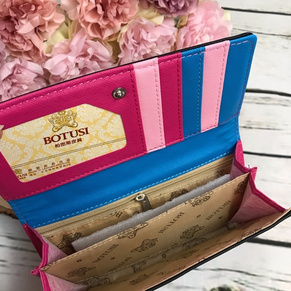 Black ‘Don’t Touch This’ Cactus Clutch Wallet - Picture 4 of 11